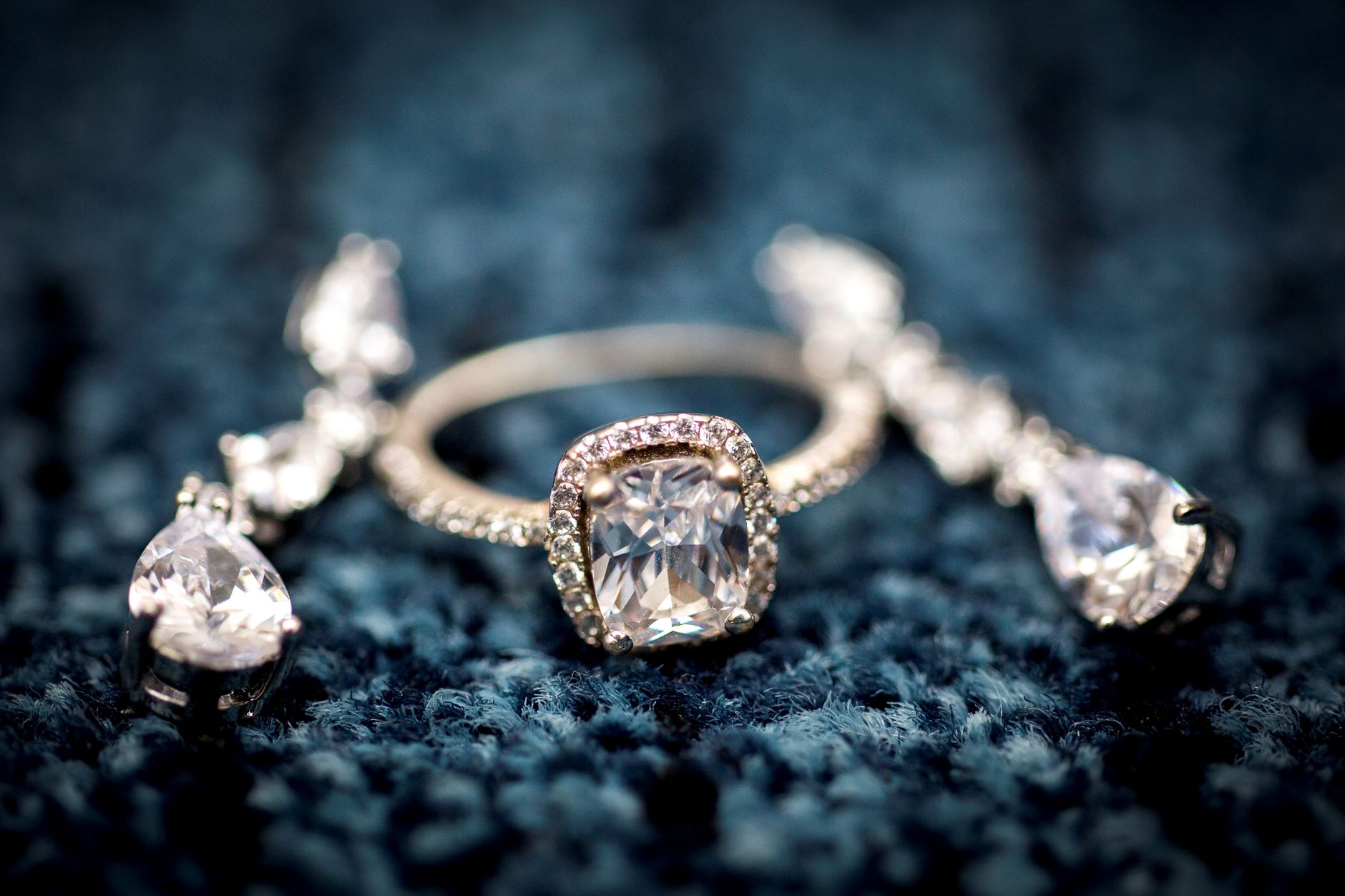 Catford Crystals: Personalizing Your Perfect Engagement Ring