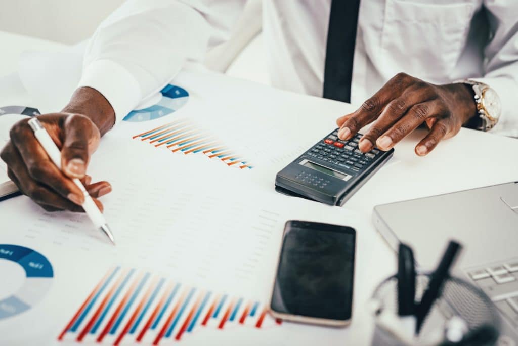 How SMBs Use a Treasury Management System to Improve Cash Flow Management