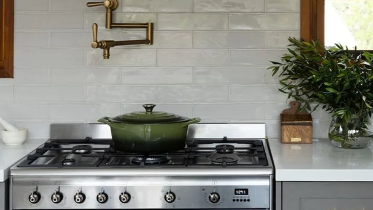 Luxury found in small kitchen additions Luxury found in small kitchen additions - pot filler