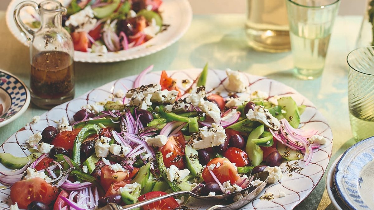 Greek Salad a Perfect Summer Dish Greek Salad a Perfect Summer Dish - greek salad