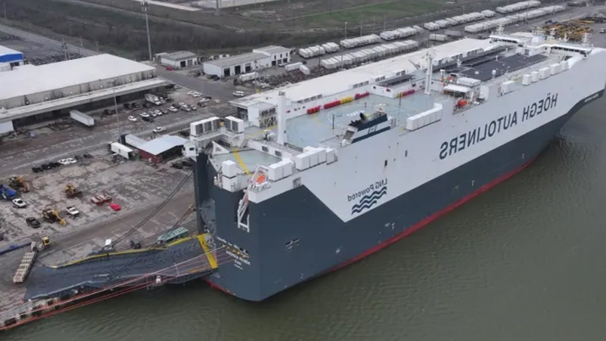 Mitsubishi expands US car shipments via Texas port Mitsubishi expands US car shipments via Texas port - car shipments
