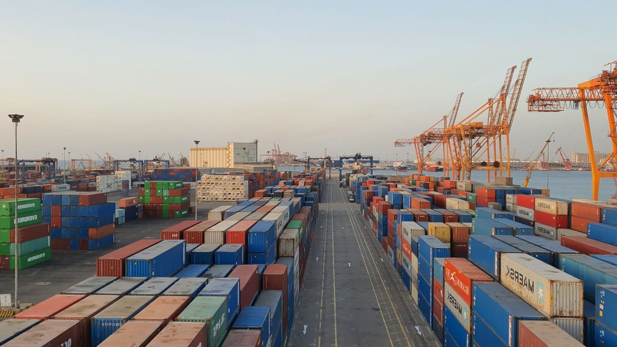 CLM transforms supply chains and reduces risk CLM transforms supply chains and reduces risk - contract lifecycle management