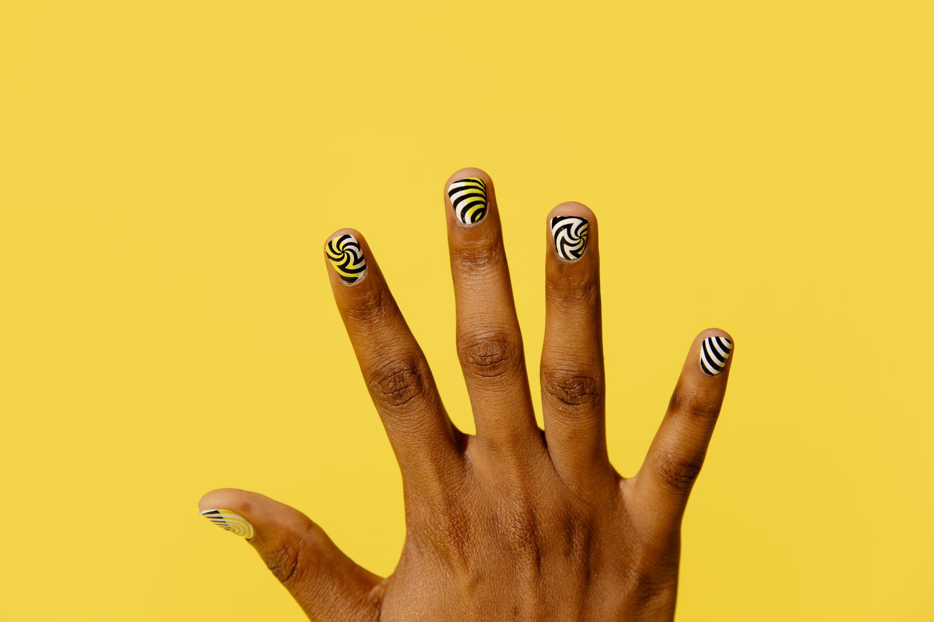 Butter Nails Return as Summer Favorite