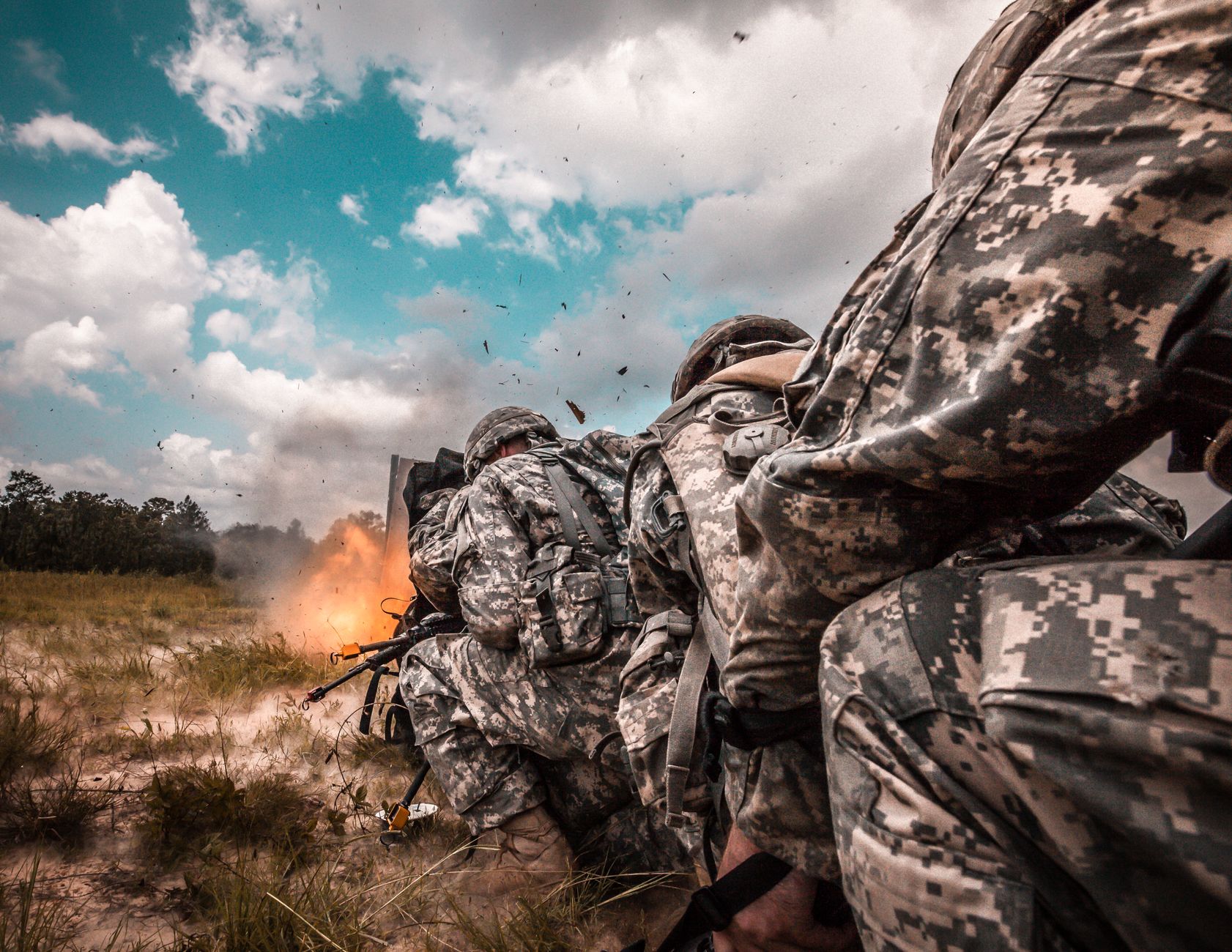 Train Like a Soldier: The Benefits of Military-Approved Compression Tights for Training
