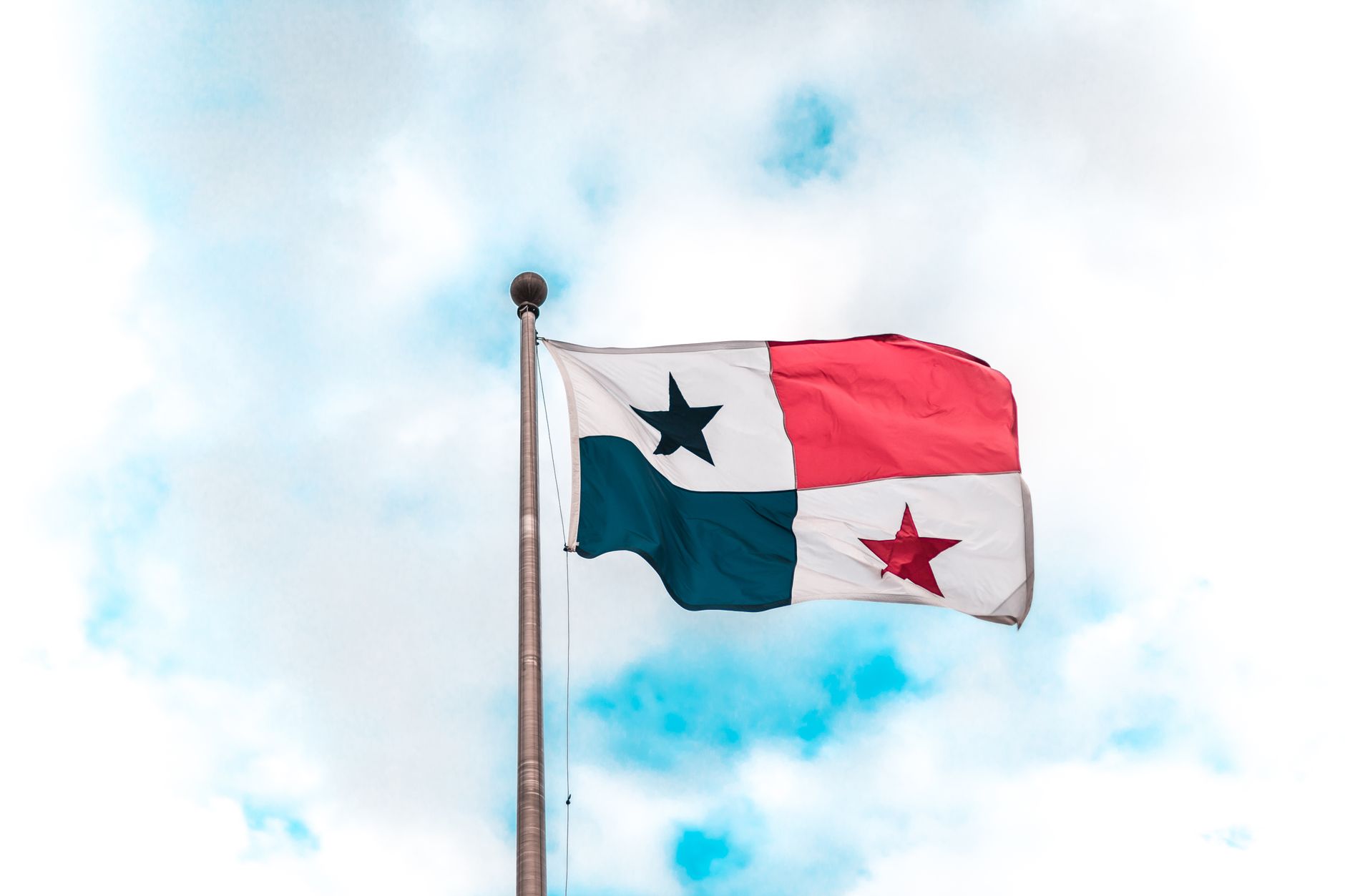 How to Call to Panama From Abroad