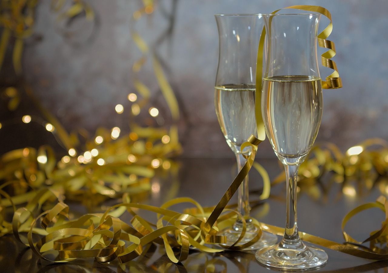How to Promote a New Year Event in Your Community