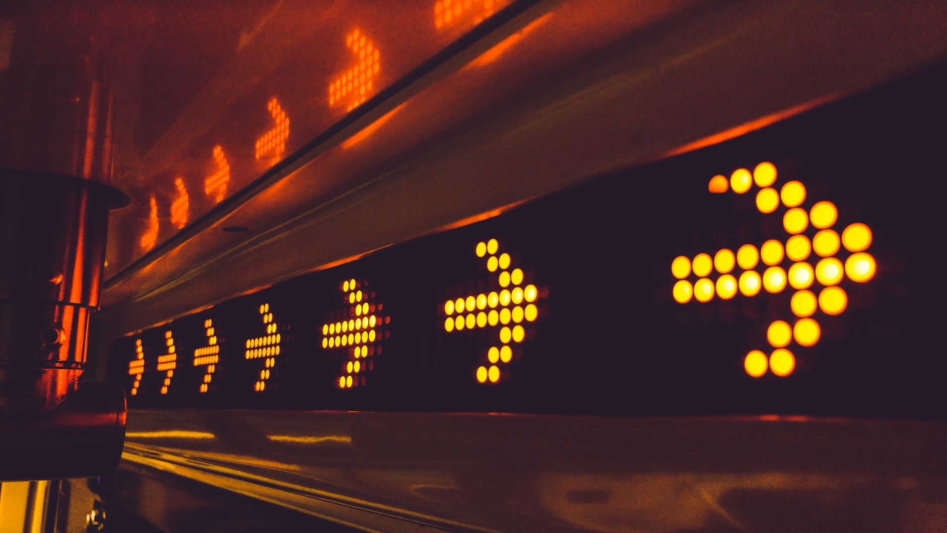 Precision in Motion: A Comprehensive Guide to Selecting the Right Frequency Converter for Your Motor