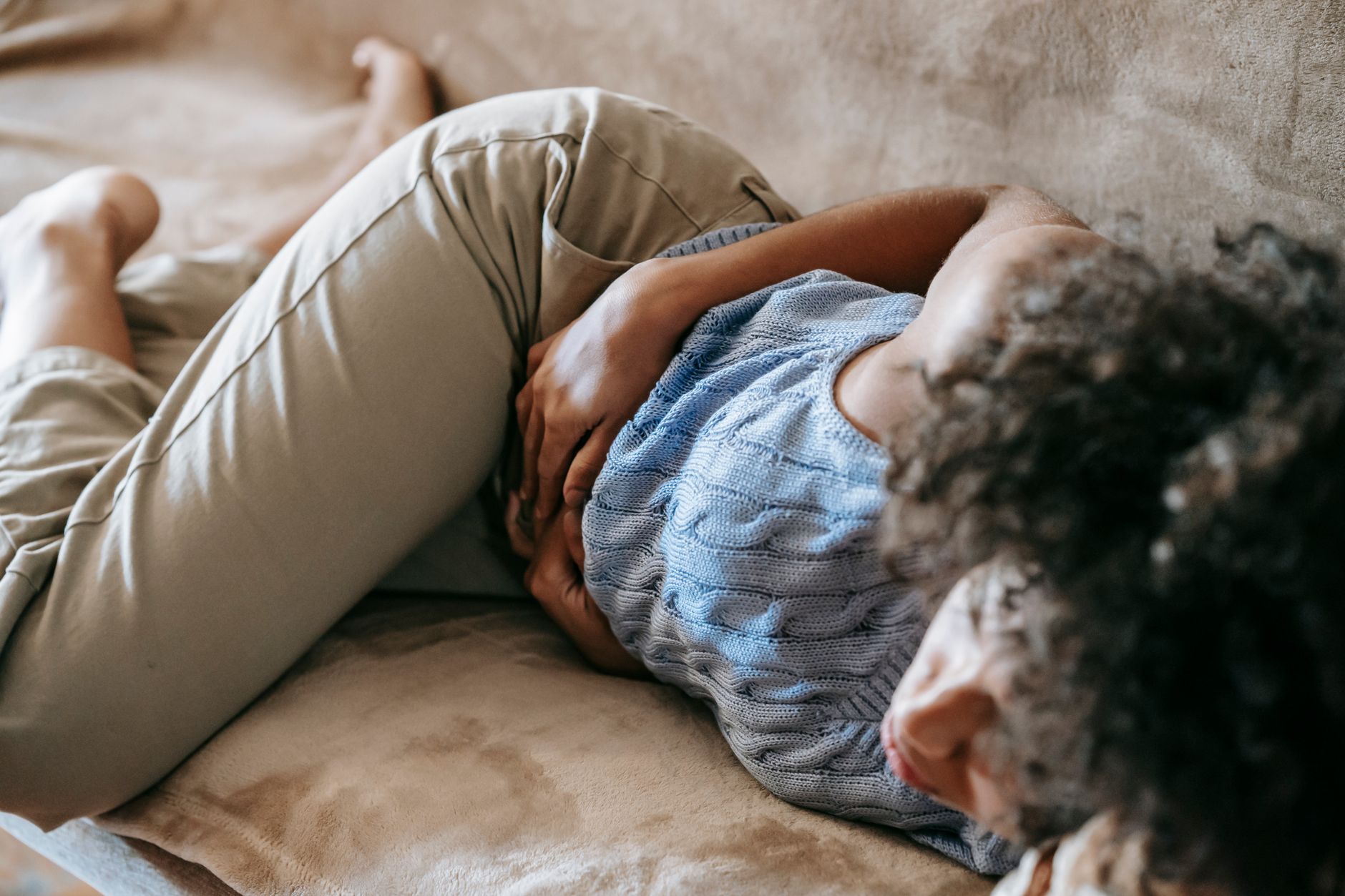 Ways to Ease Bloating and Discomfort Naturally