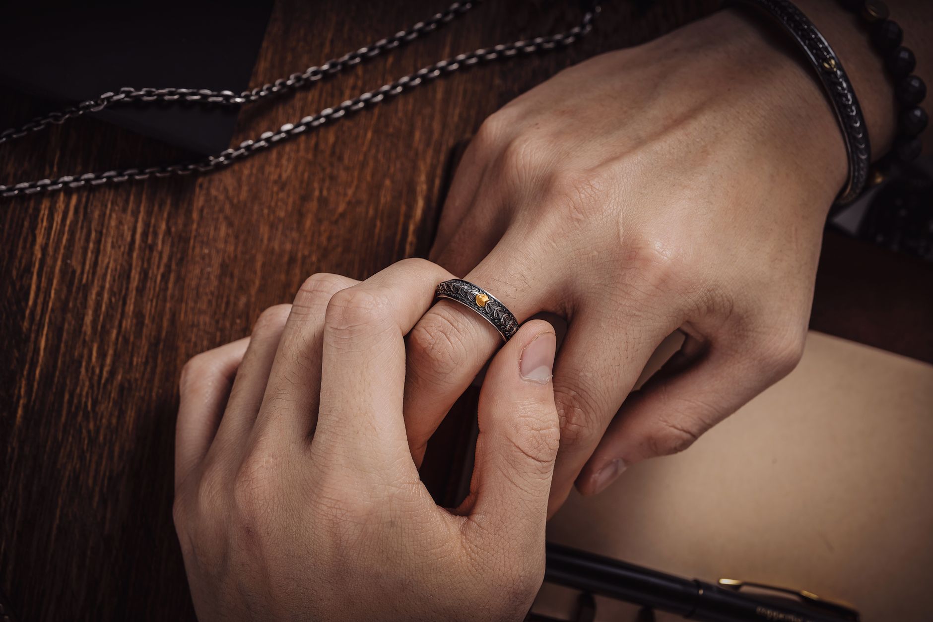 Redefining Tradition: Unique Metal Combinations in Engagement Rings