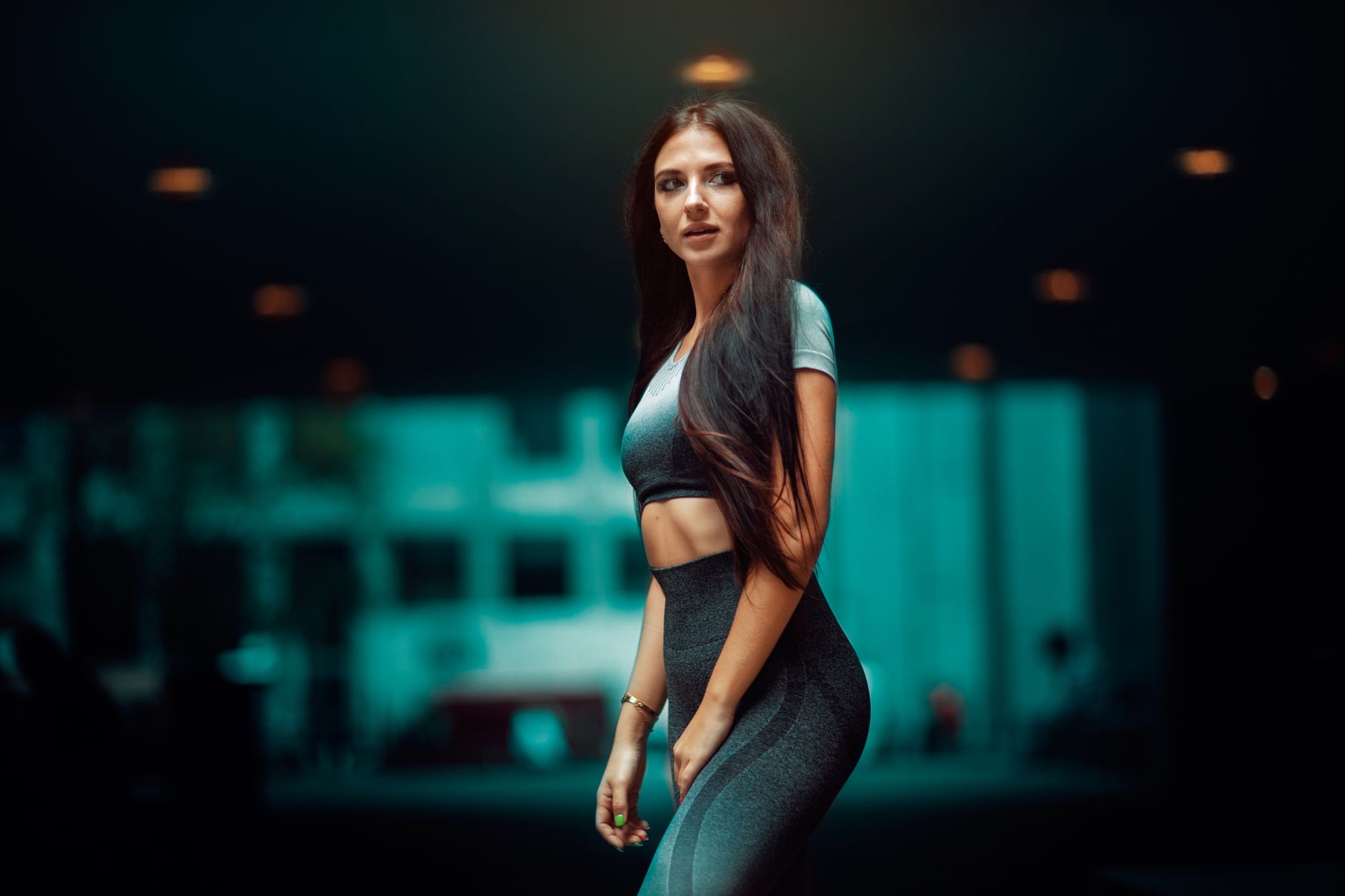 Thief uses Waymo to steal yoga clothes