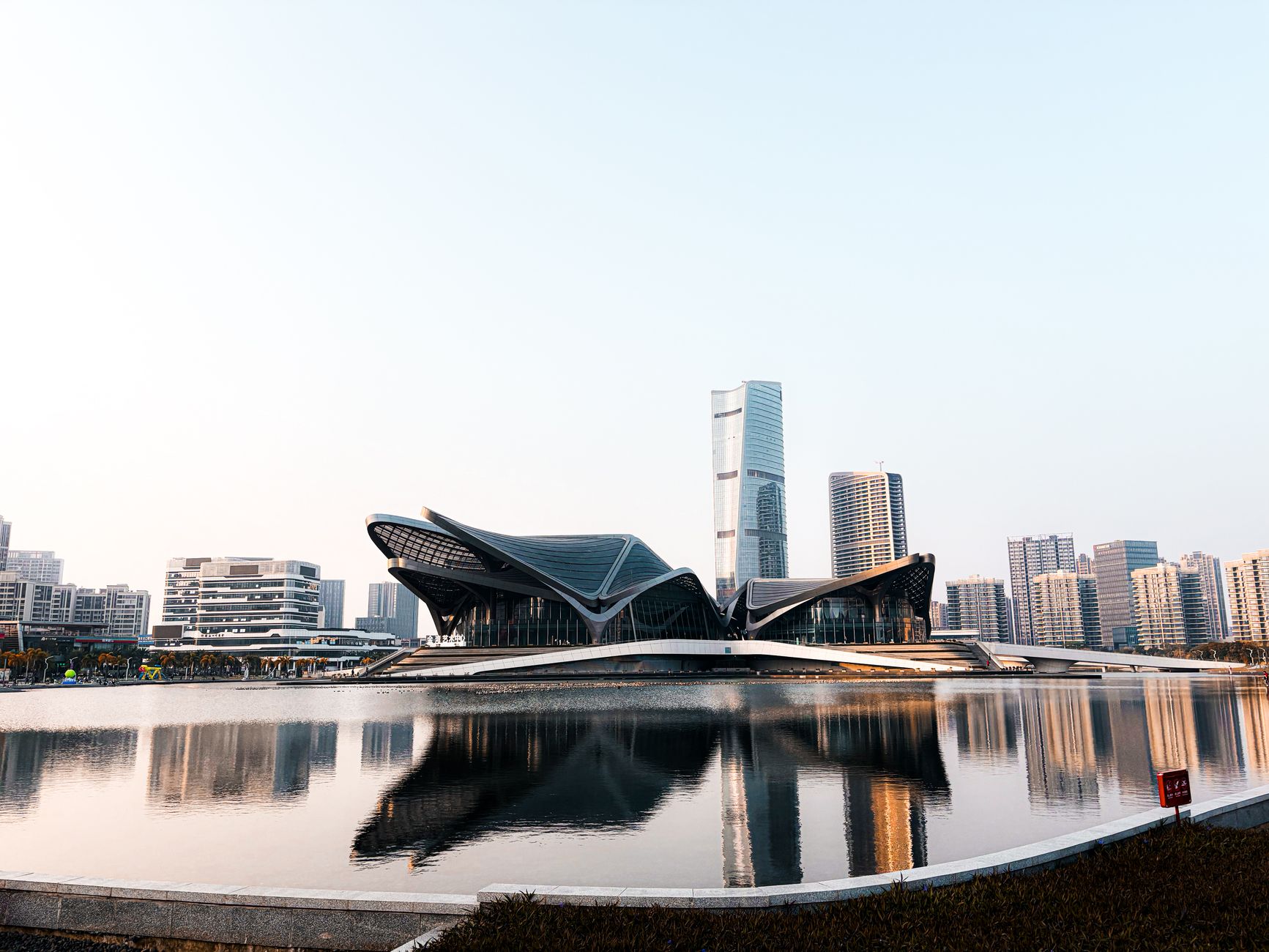 China tech fuels new tourism boom