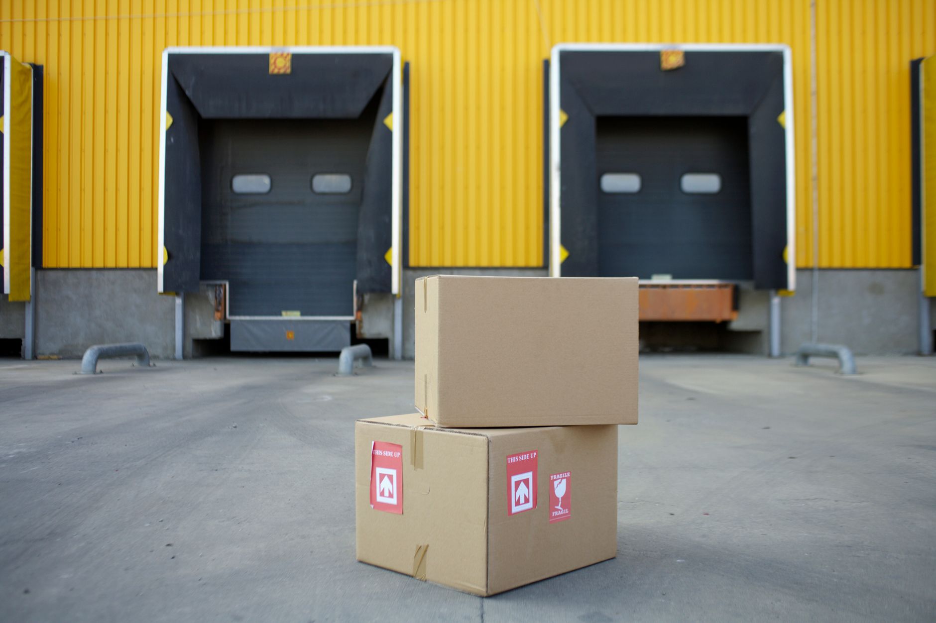 How to Build a Transparent Supply Chain for E-commerce