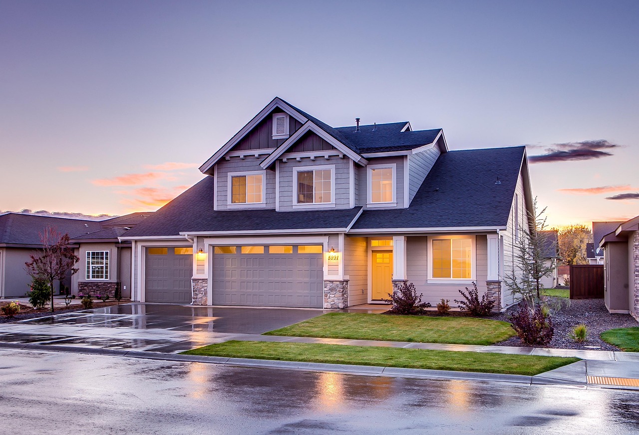 Understanding the Benefits of Real Estate Auctions
