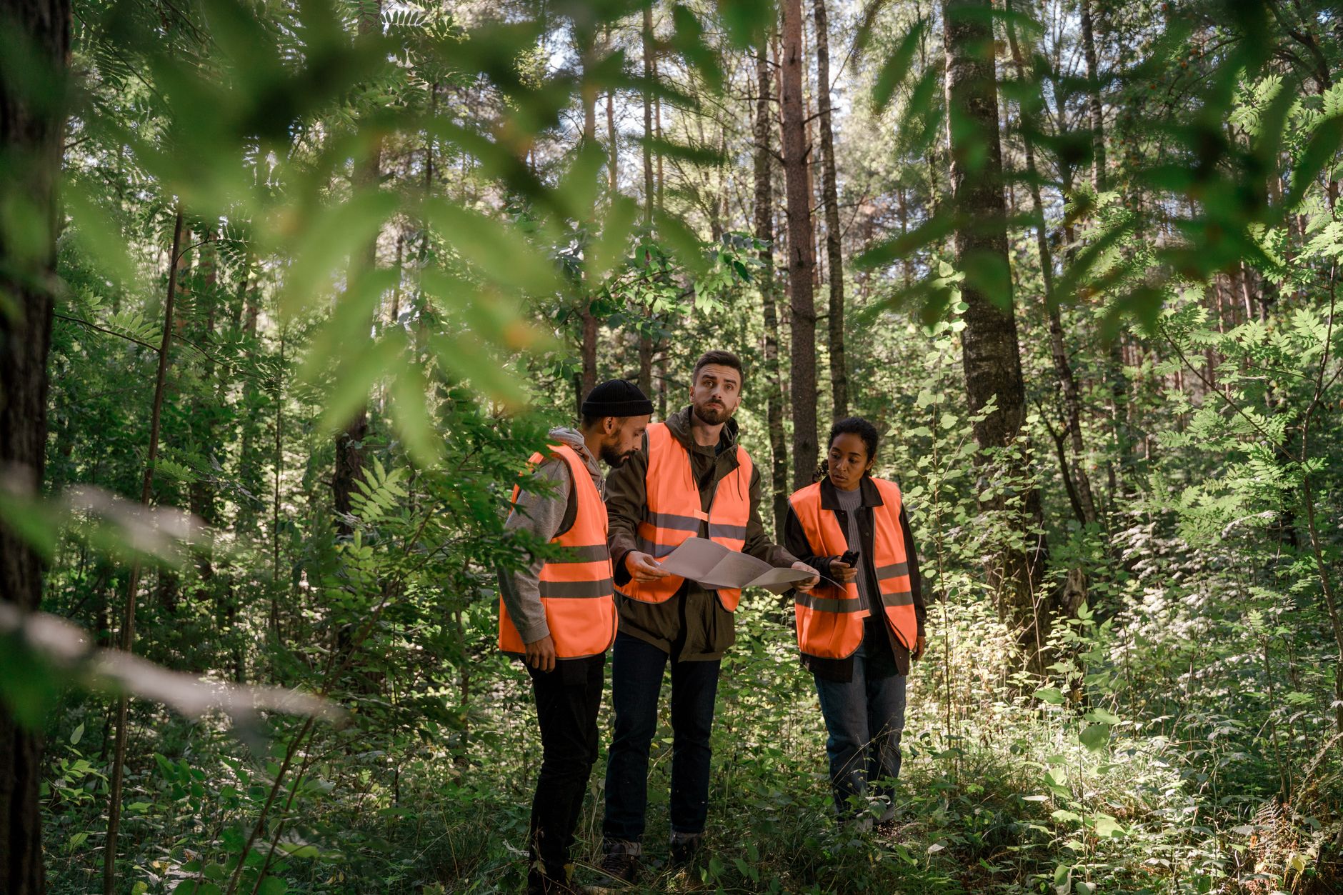 Top 4 Ways to Manage Your Field-Based Team and Boost Your Operation