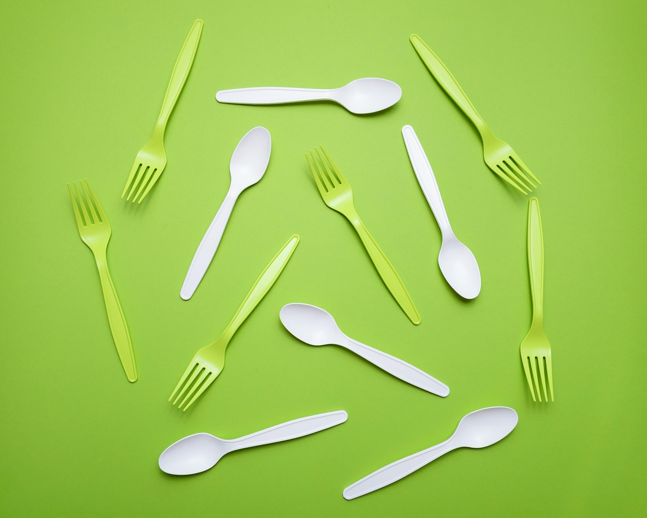 Reusable incontinence nappies or disposable? – Click here to find out!