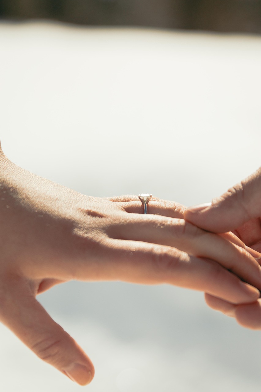 The Role of Social Media in Shaping Engagement Ring Trends