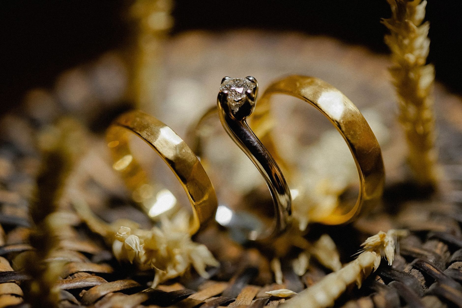 Yellow Gold Magic: Warm and Traditional Engagement Rings for Women