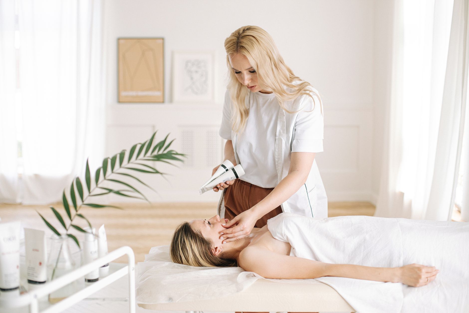 The Power of Skin Rejuvenation: Why Choosing the Right Expert Matters Most
