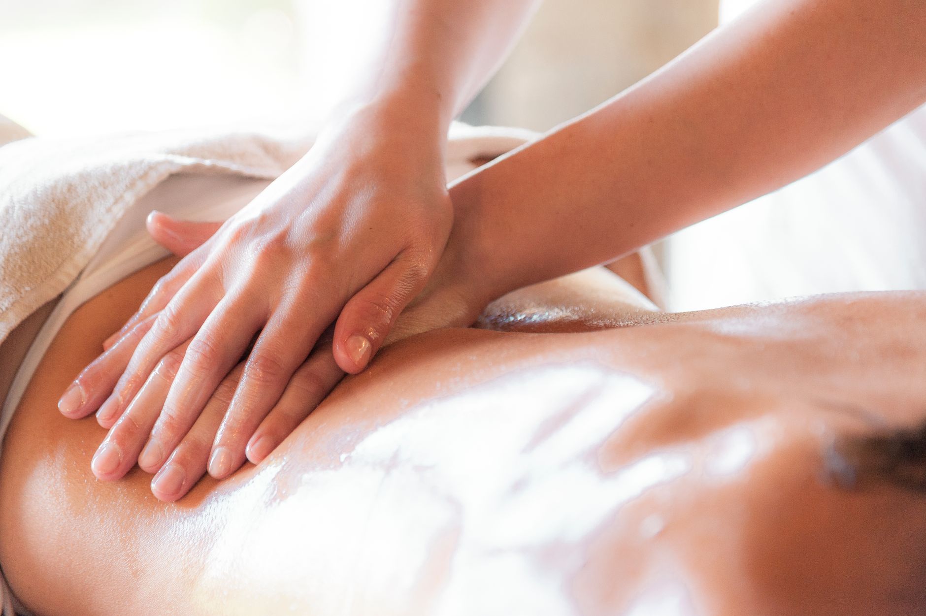 4 Common Types of Skin Tightening Techniques