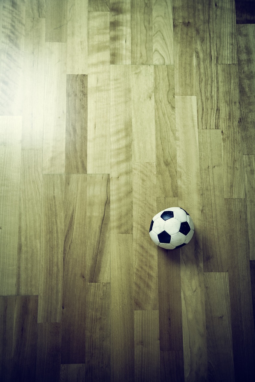 Top 5 Applications of Laminates in Commercial Spaces