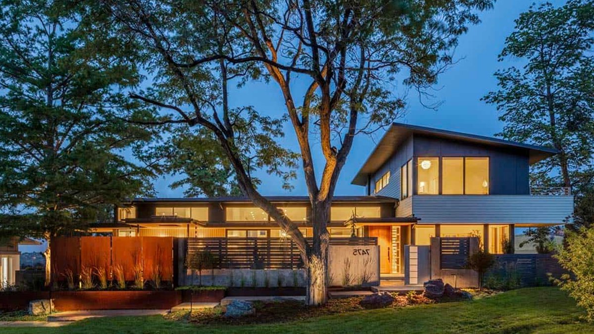 Boulder Home Offers Sweeping Mountain Views - mountain views