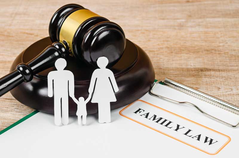 How a Family Solicitor Can Assist You Through Divorce