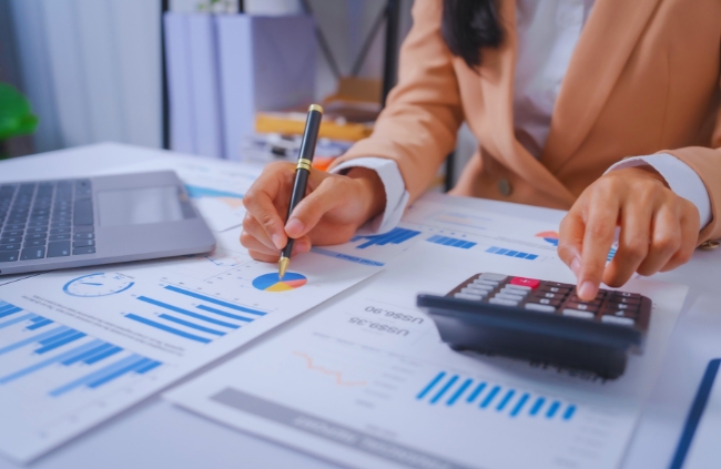 How to Choose the Best Cash Flow Management Software for Growing SMBs