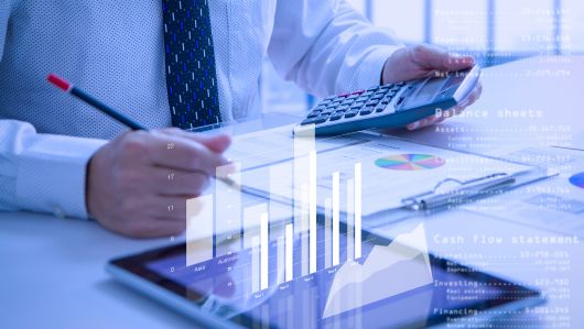 How SMBs Can Use Cash Flow Software to Gain Real-Time Financial Visibility