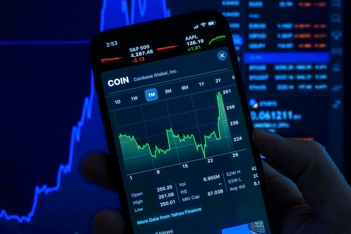 Equity Trading Systems: Order-Flow Confirmation, Trend Diagnostics, and Execution Precision