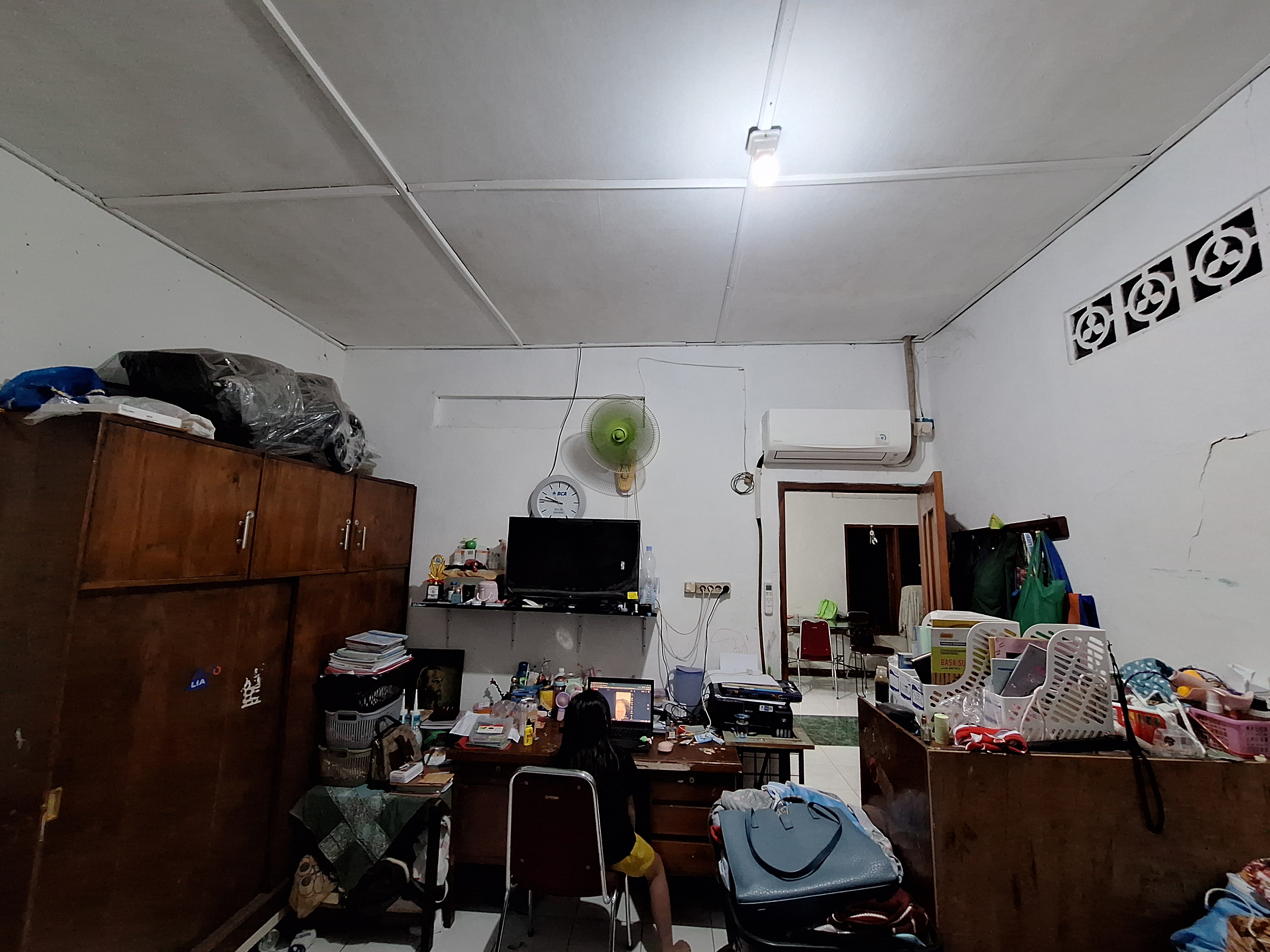 Kamar anak sebelum dan sesudah dikerjakan