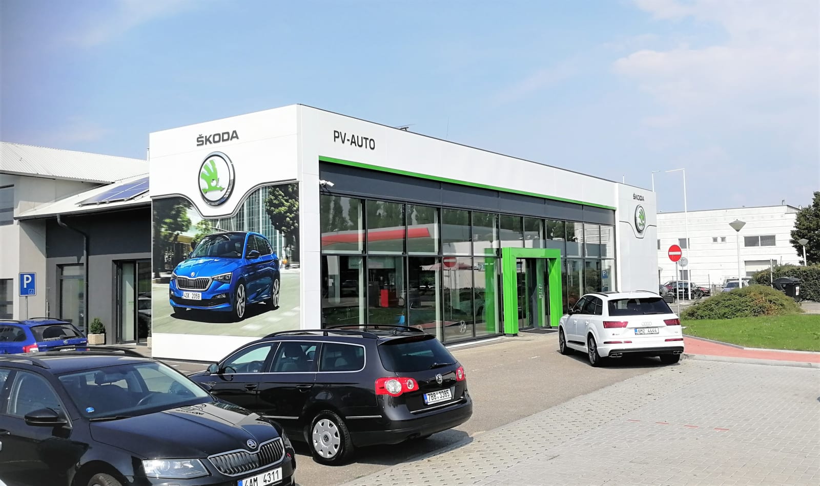 Náhled realizace Přístavba a rekonstrukce autosalonu