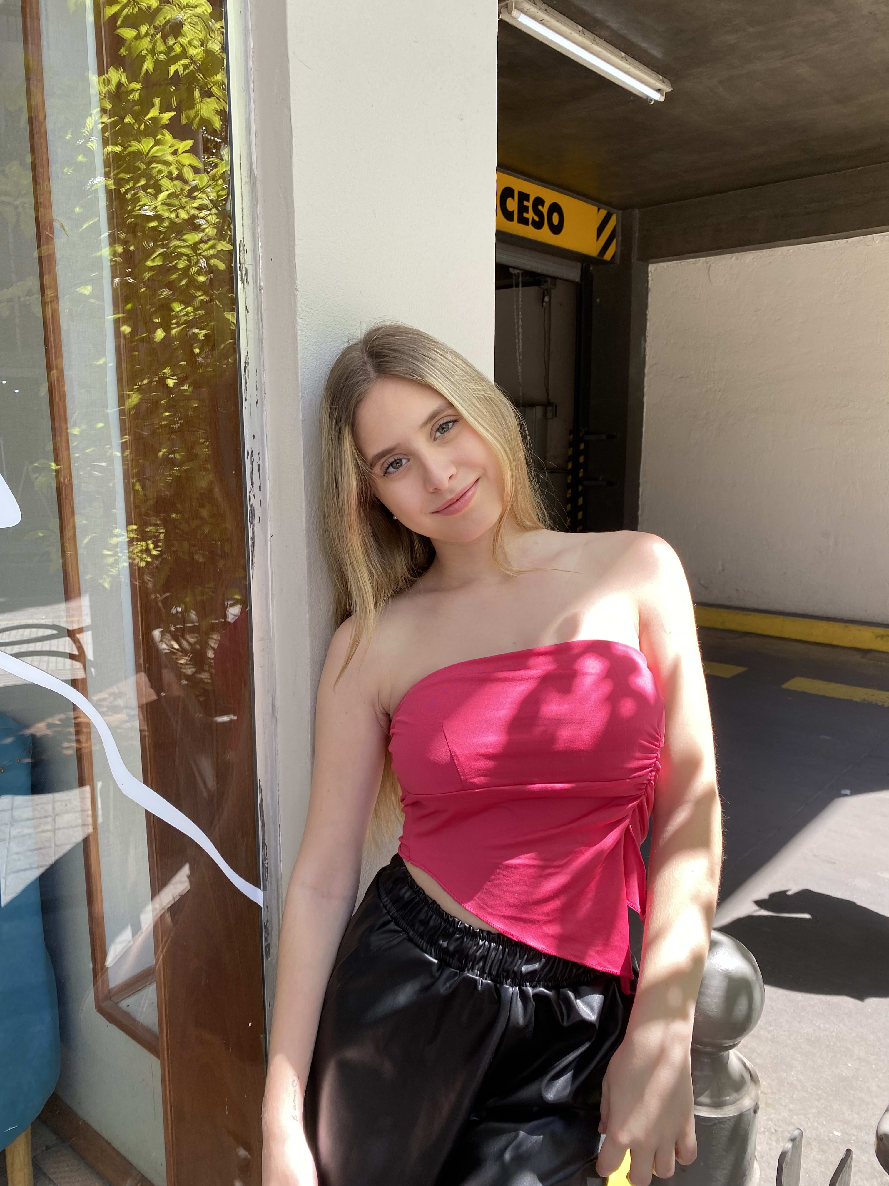 Top bandeau fucsia satinado