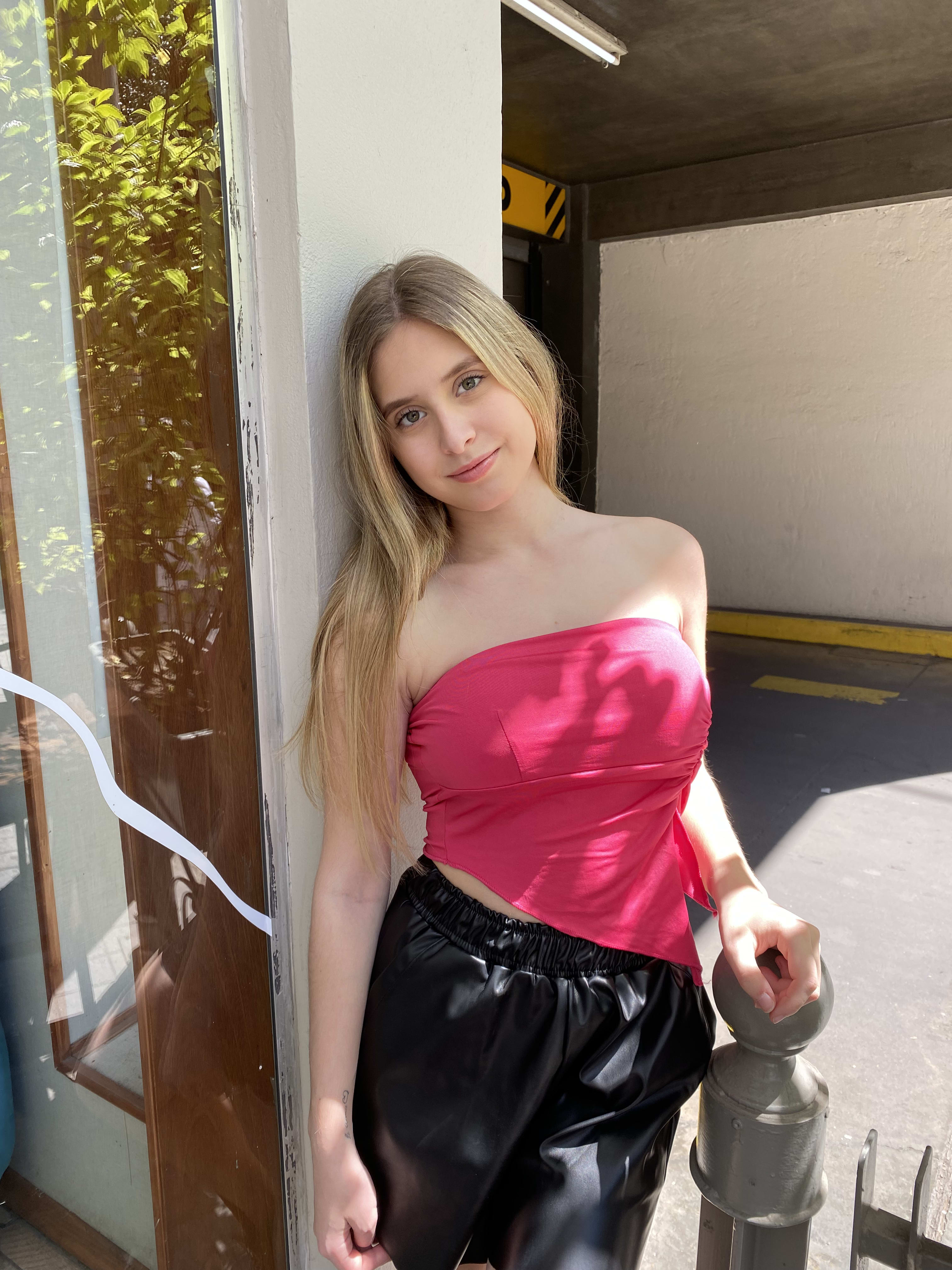Top bandeau fucsia satinado