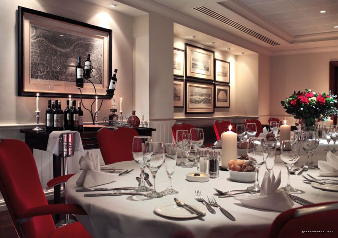 Un dîner privé dans la Bridge Suite