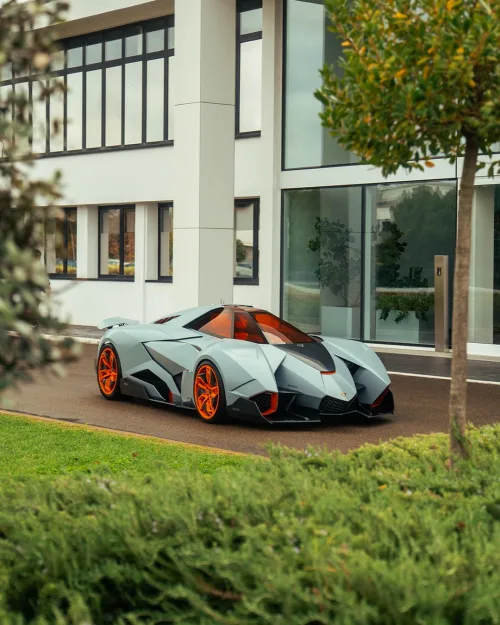 Lamborghini Egoista.