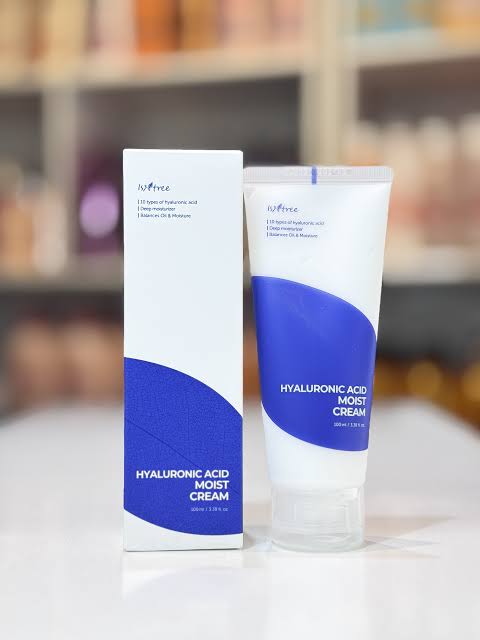 ISNTREE HYALURONIC MOISTURISER