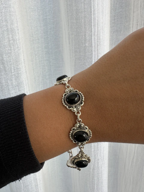 Pulsera corazón de piedra natural y plata