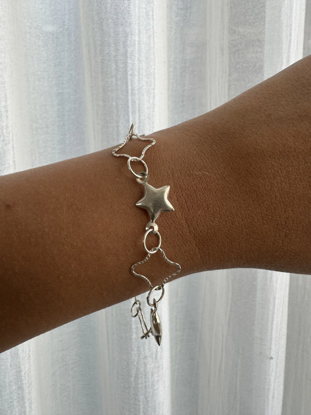 Pulsera de plata estrella liviana