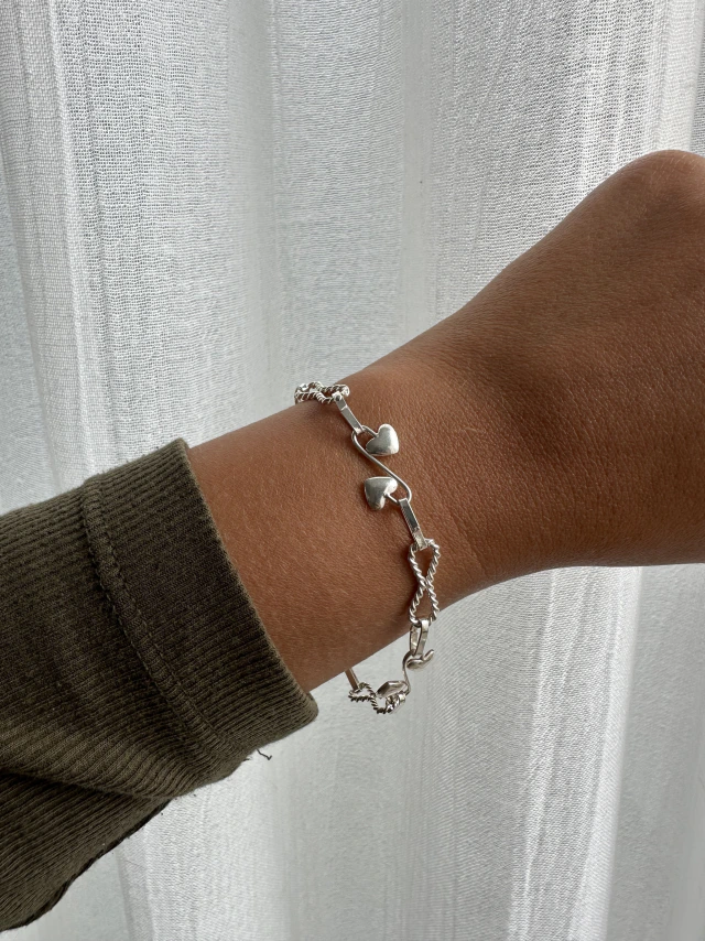 Pulsera de plata doble corazón