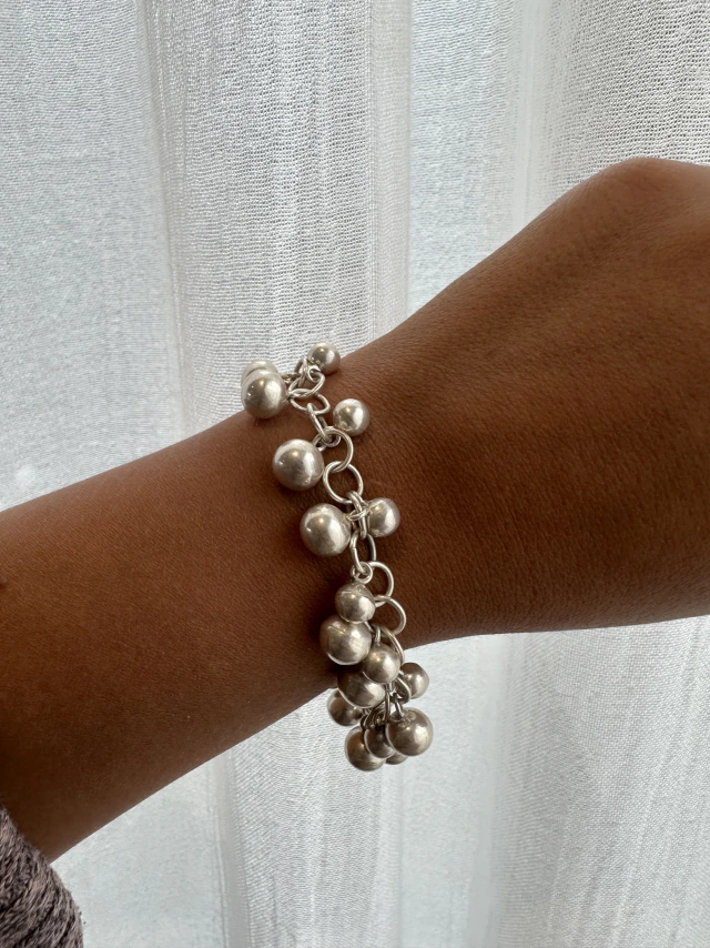 Pulsera plata bolitas abundancia