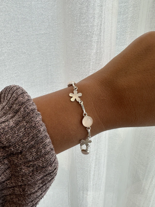 Pulsera de plata y nácar rosa