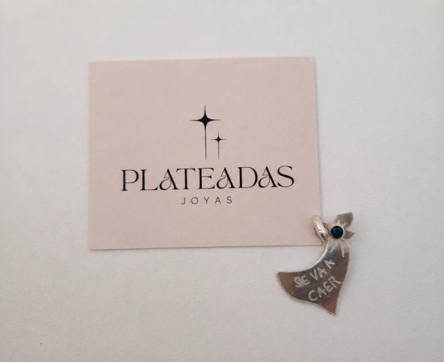 dije de plata pañuelo