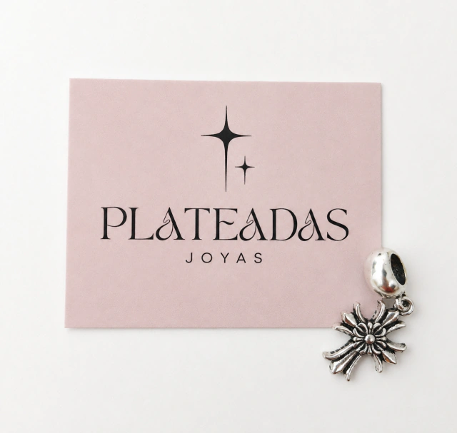 Dije de plata pandora cruz gotica