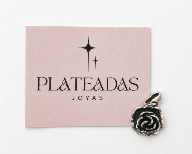 Dije de plata rosa