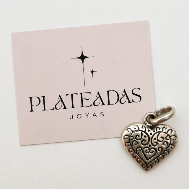 Dije de plata corazon textura