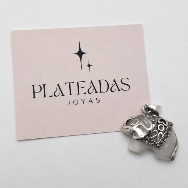 Dije de plata nacar elefante