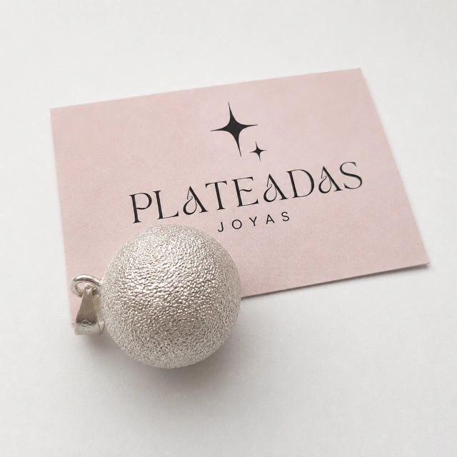 Dije de plata esterlina esfera