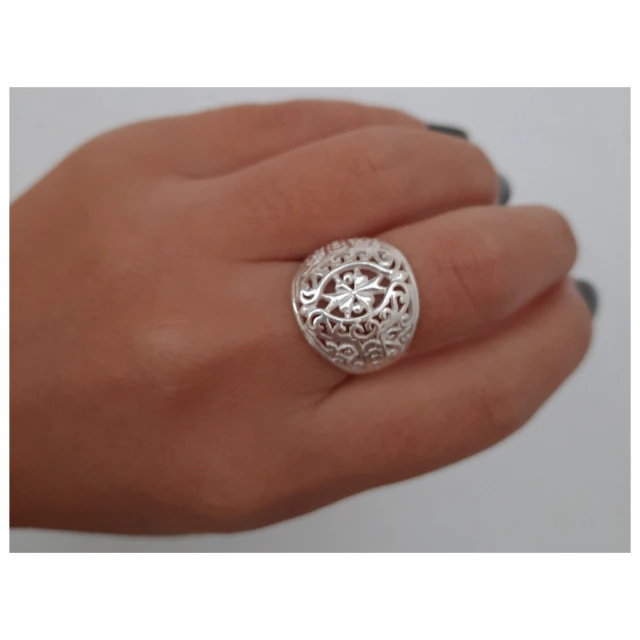 Anillo de plata mándala