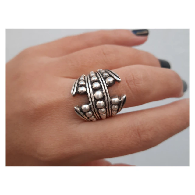 Anillo de plata geométrico ancho