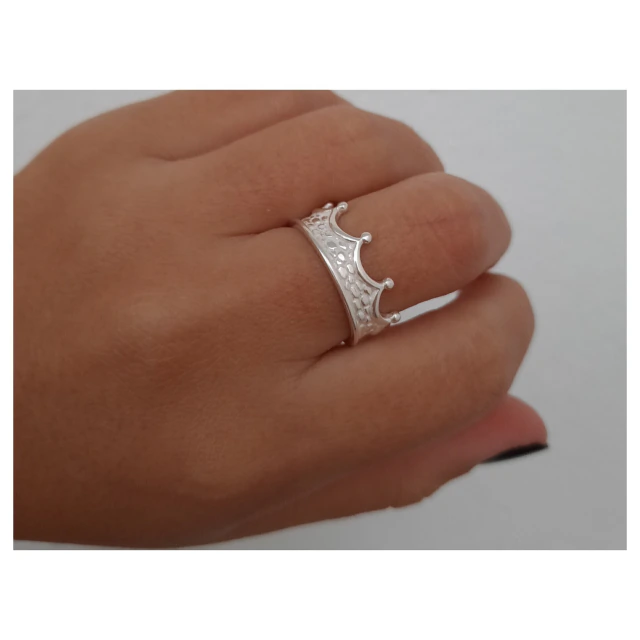 Anillo de plata corona texturizada